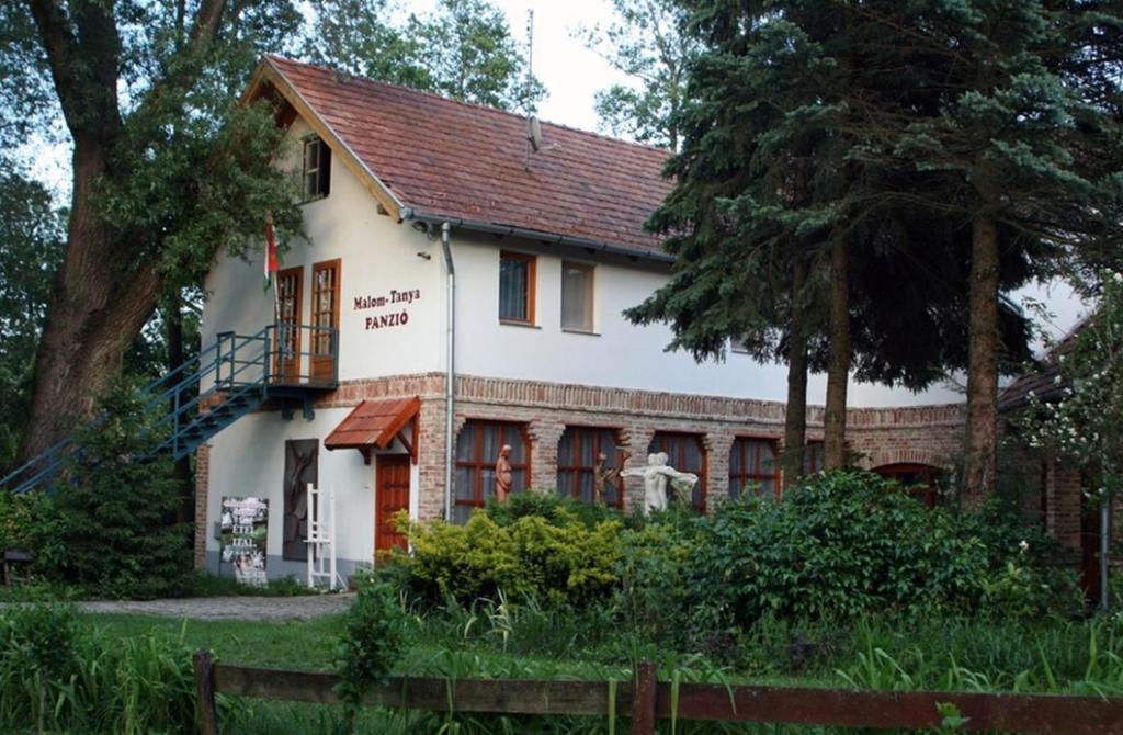 Malom Tanya Panzio Hotel Zalacséb Buitenkant foto